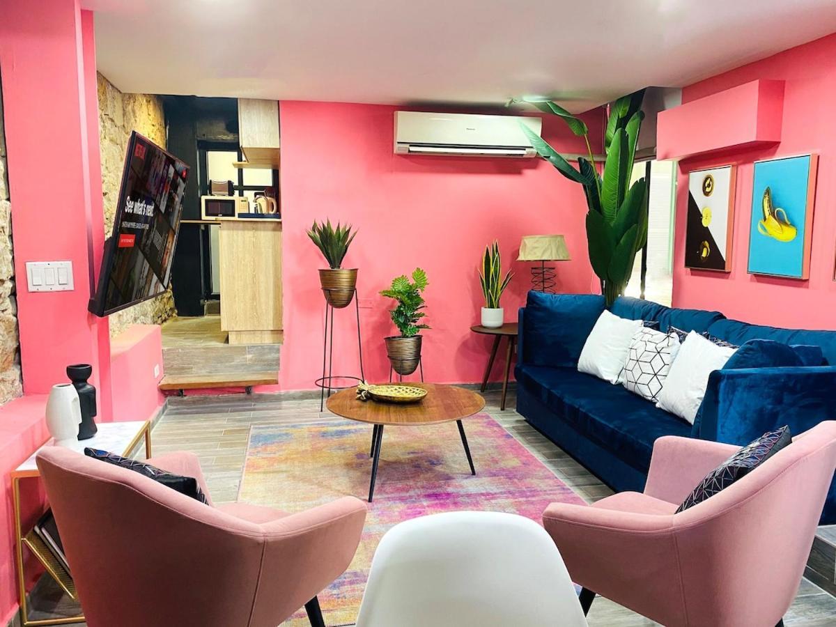 Amazinn Places Casco Viejo Pink Desing And Pool IX ปานามาซิตี้ ภายนอก รูปภาพ